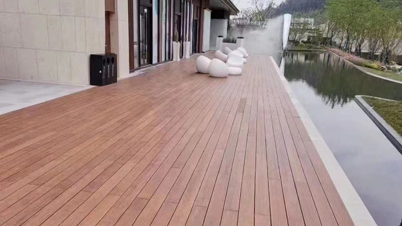 环保之争：实木地板与多层实木地板的环保差异